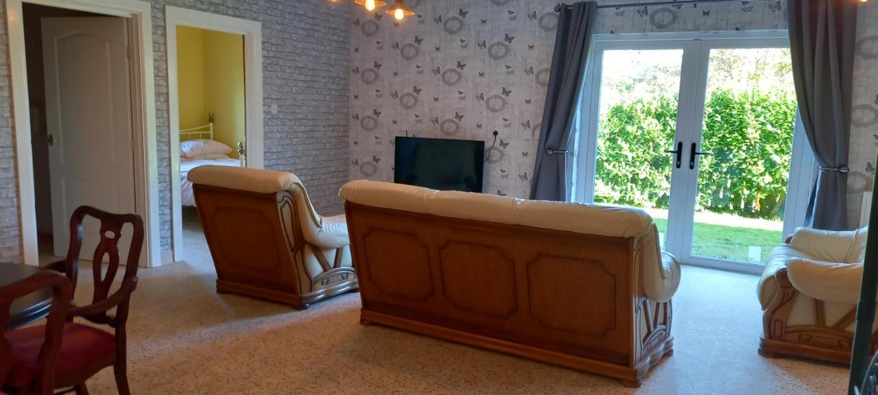 Villa Butterflies Rest à Draperstown Extérieur photo